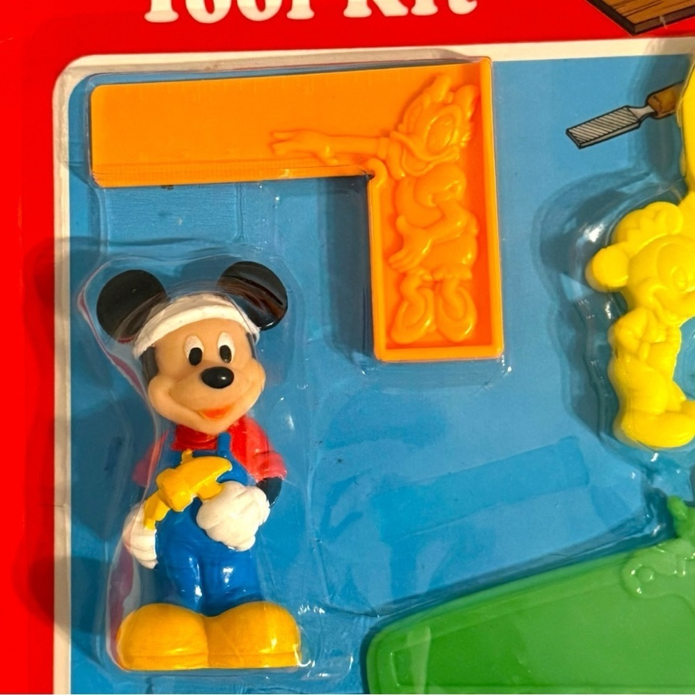 Vintage Disney Mickey Mouse Tool Kit – Mattel ARCO 1980s NIP Plastic Play Tools - Picture 4 of 6